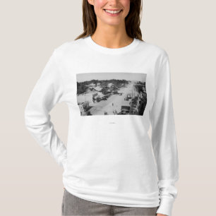 Ocean Park, WA - View of Beach, Old Cars T-Shirt