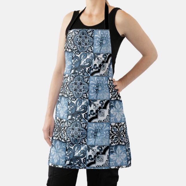 Ocean Tile Apron (Insitu)