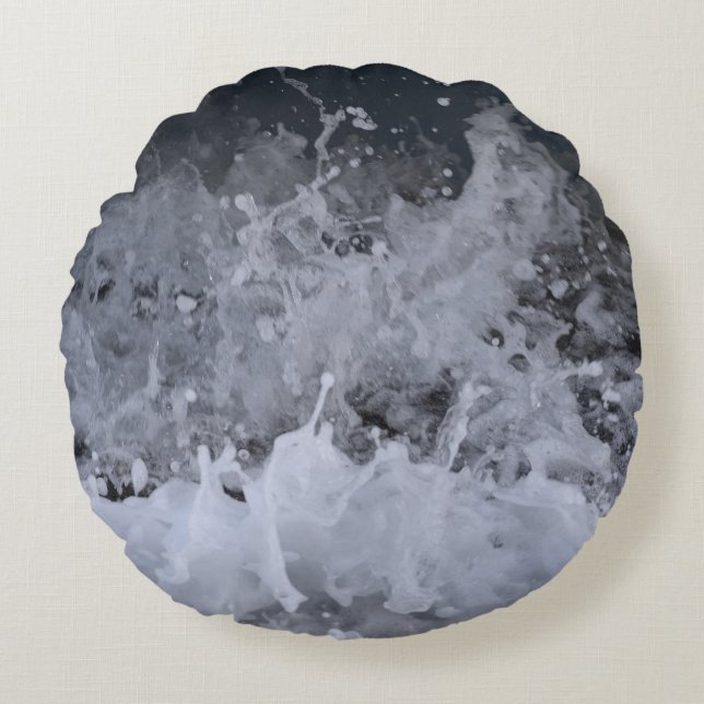 Ocean Wave Splash Closeup 2 Round Cushion (Front)