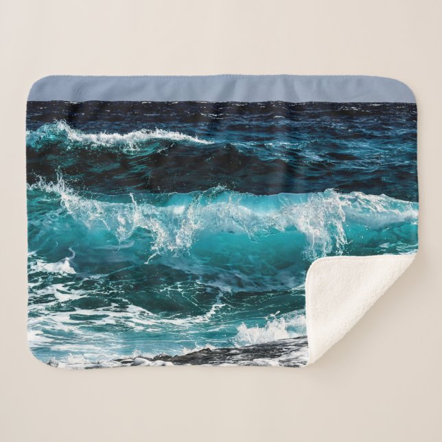 OCEAN WAVES SHERPA BLANKET (Front (Horizontal))