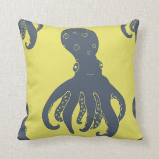 Octopus baby pillow (Yellow)
