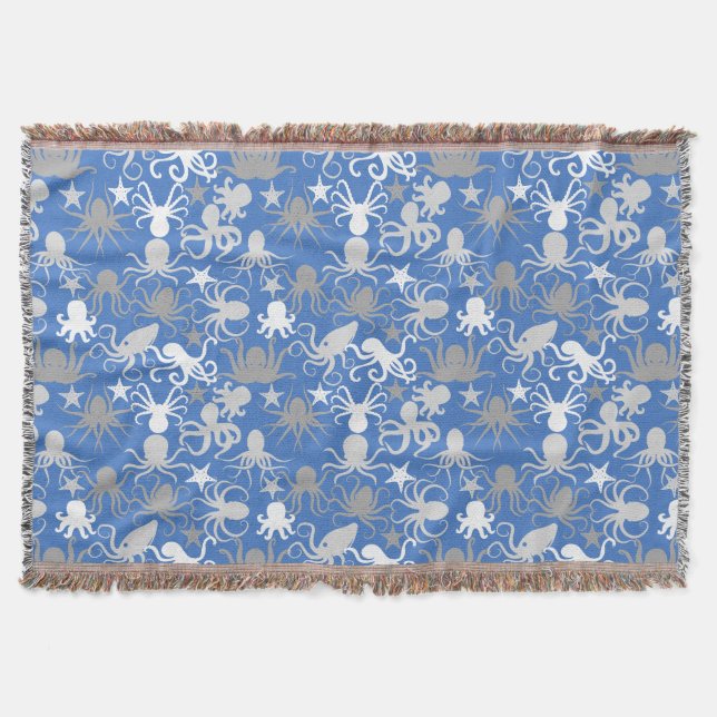 Octopus Pattern.b LBlueBG Throw Blanket (Front)