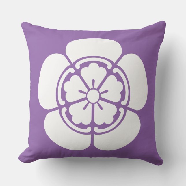 Oda Uri Cushion (Front)