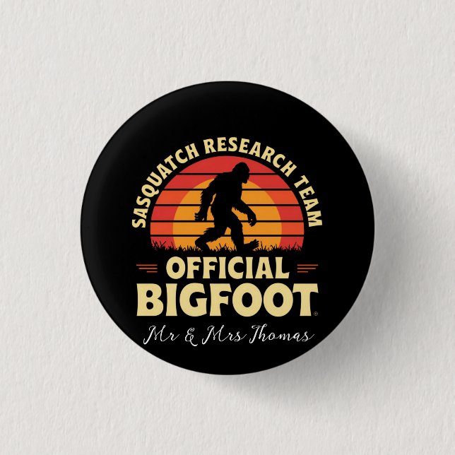  Official Sasquatch Research Team: Bigfoot Hunters 3 Cm Round Badge (Front)