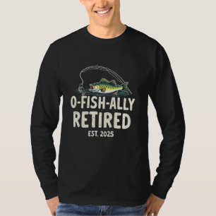 Offishally Retired Est. 2025 Retirement Fisher Dad T-Shirt