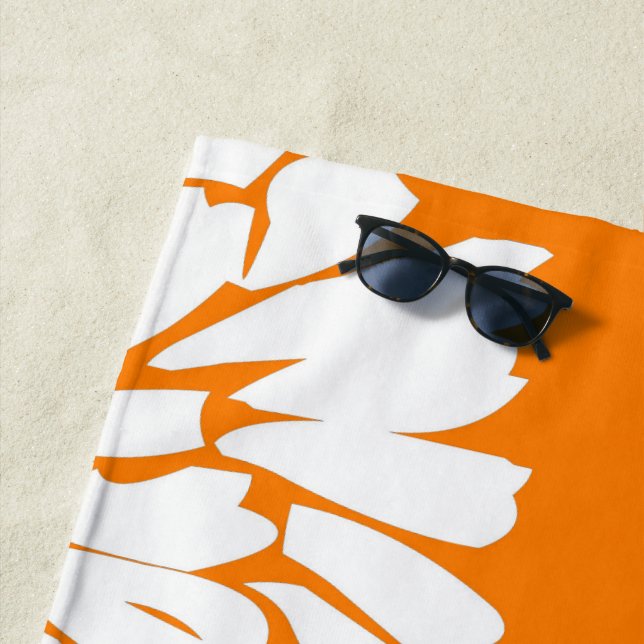 Oh Dahlia! Beach Towel (In Situ)