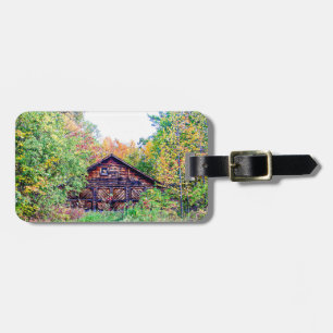 Old Barn in the Fall Luggage Tag