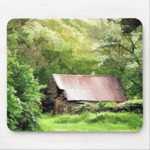 OLD BARN MOUSE PAD
