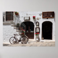 Old bike and storefront in Apulia