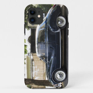 Old but very well kept Audi car. iPhone 11 Case