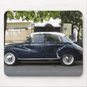 Old but very well kept Audi car. Mouse Pad