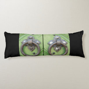 Old door body cushion
