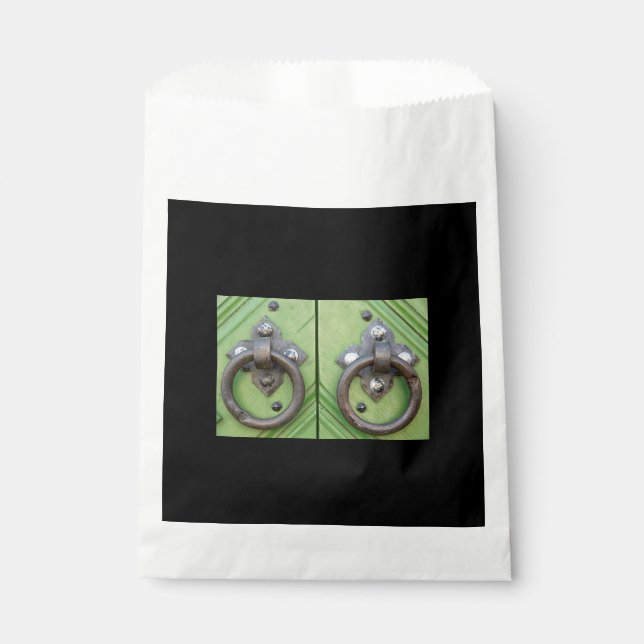 Old door favour bag (Front)