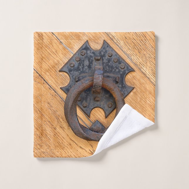 Old door knocker bath towel set (Wash Cloth)