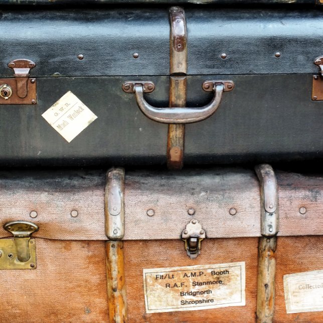 OLD ENGLAND KEY RING (Creator Uploaded)