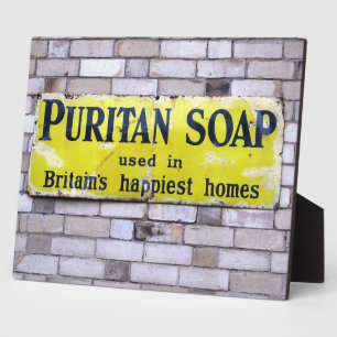 OLD ENGLAND PLAQUE