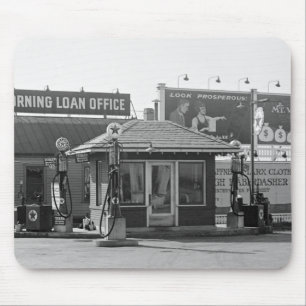 Old Gas Station, 1920s Mouse Pad