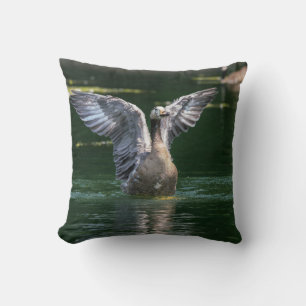 Old Goose Wing Action Cushion