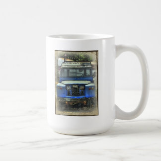 Old Land Rovers never die Coffee Mug