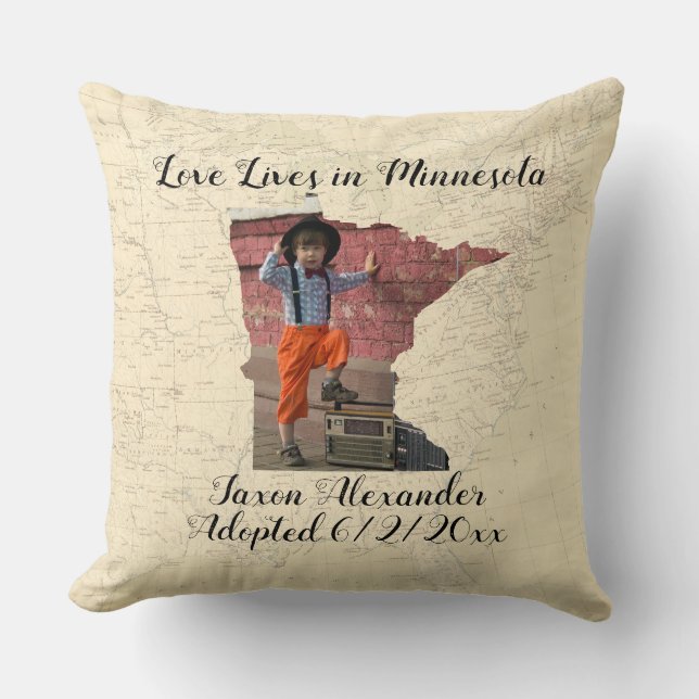 Old Map Love Lives In Minnesota State Shaped Photo Cushion (Front)