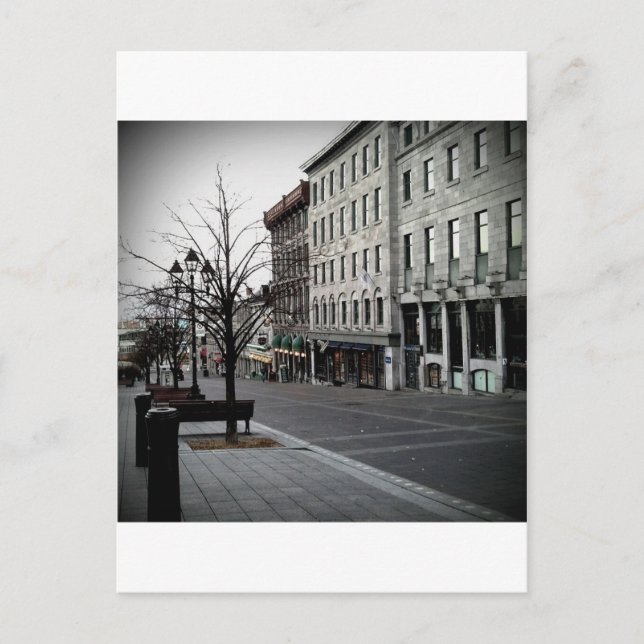 OLD MONTREAL CANADA POSTCARD (Front)