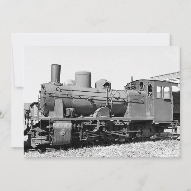 Old narrow-gauge steam engine 157-5674 (Front)