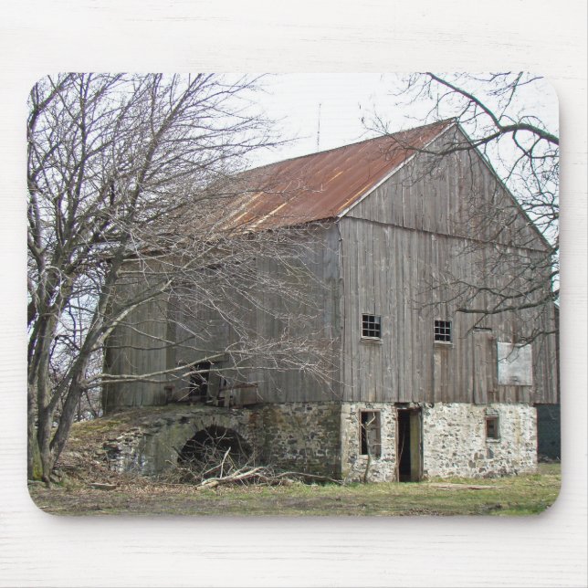 Old Pennsylvania Bank Barn Mouse Pad (Front)