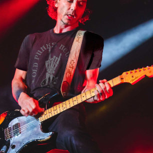 Old Punks Never Die Skeleton Rock On Gothic  T-Shirt