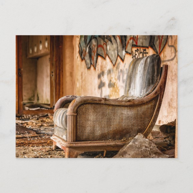 Old Rustic Antique Chair Postcard (Front)