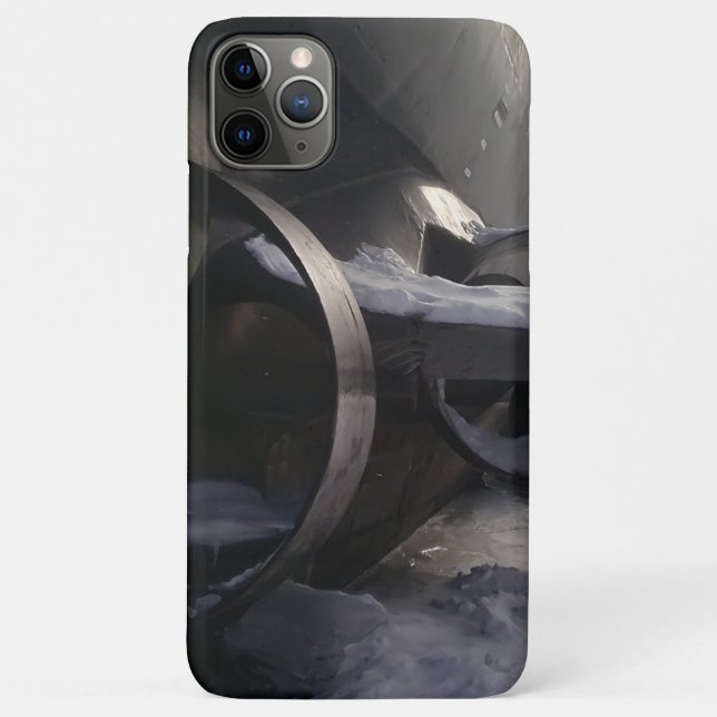 Old submarine in the snow Case-Mate iPhone case (Back)