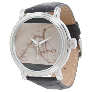 OLD TRICYCLE  1928   WATCH