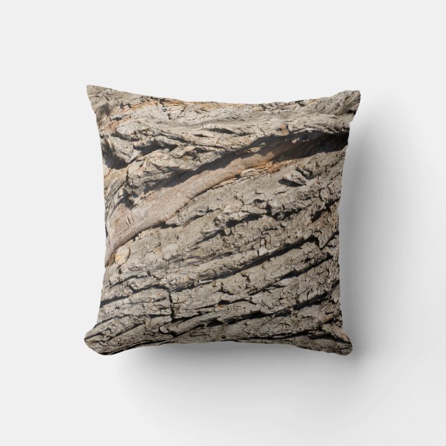 Old trunk pattern cushion (Front)