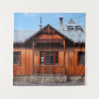 Old wooden traditional house accommodation, ancien