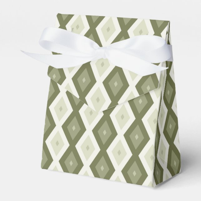 Olive green diamond pattern favour box (Front Side)
