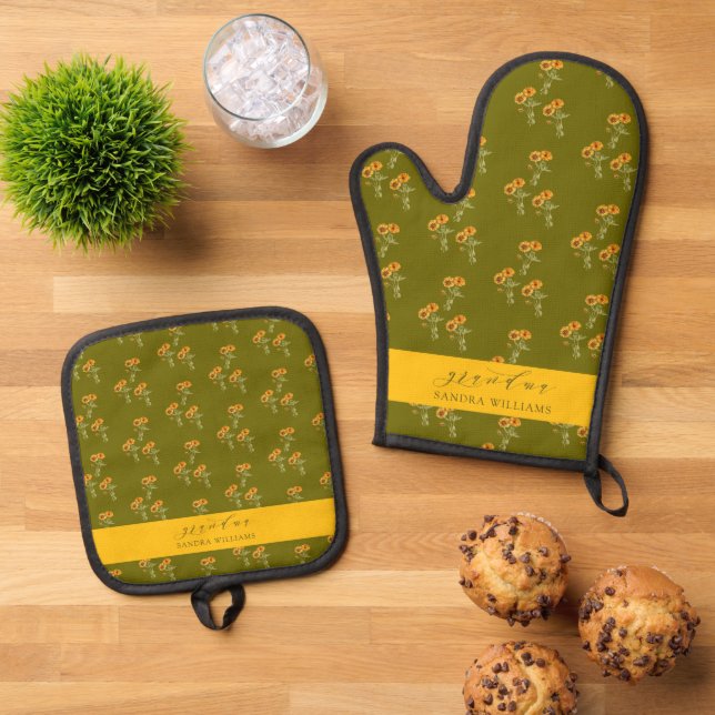 Olive Green grandma stylish floral pattern Oven Mitt & Pot Holder Set (Top Down)