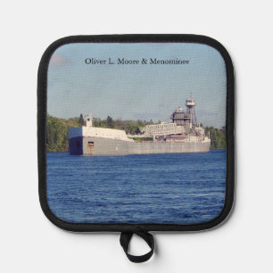 Oliver L. Moore & Menominee pot holder