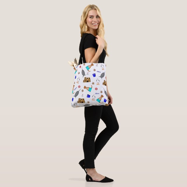 Oliver The Otter Summer Beach Vacation Pattern Tote Bag (On Model)