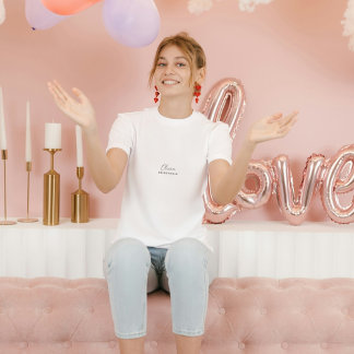 Olivia BRIDESMAID | Modern Minimalist Script Bache T-Shirt