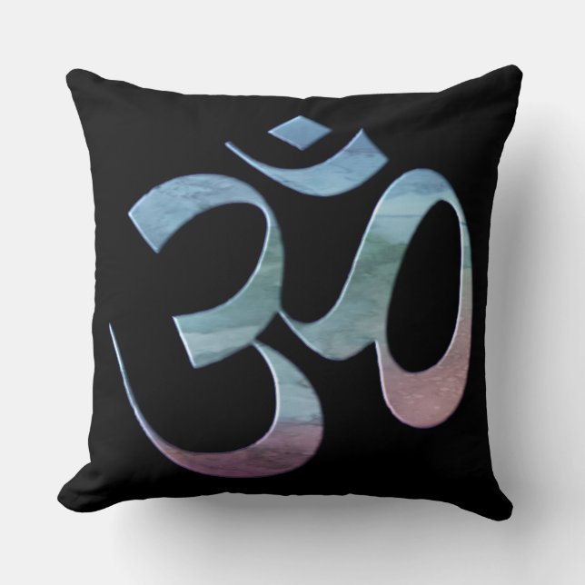 Om 1  cushion (Front)