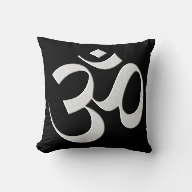 Om 3 cushion (Front)
