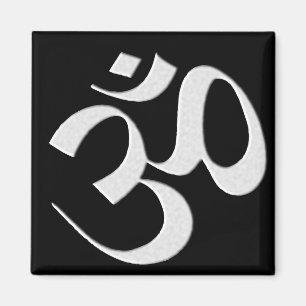Om 3 magnet