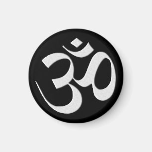 Om 3 magnet