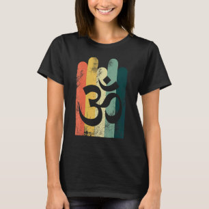 OM Chanting Mantra Sing Call Yoga Hindus T-Shirt