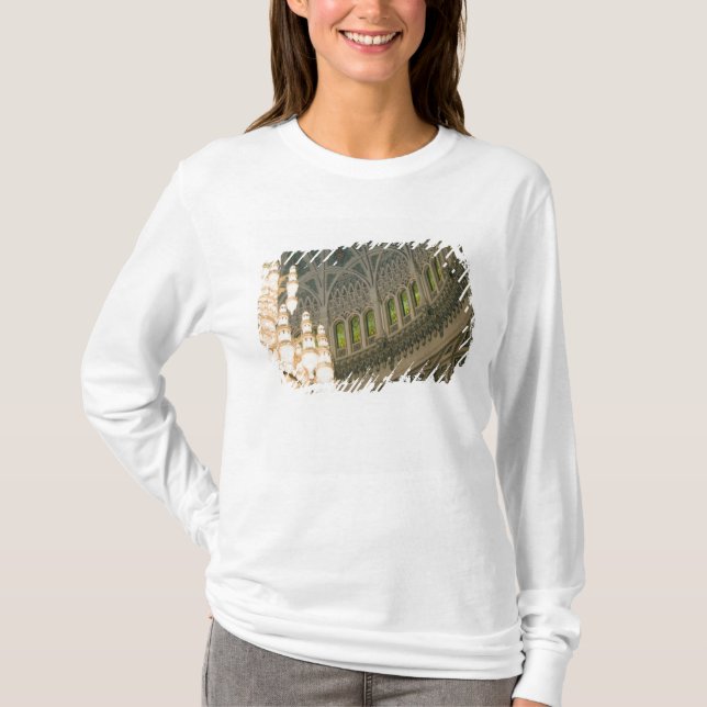 Oman, Muscat, Sultan Qaboos mosque T-Shirt (Front)