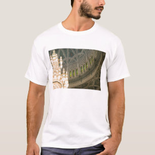 Oman, Muscat, Sultan Qaboos mosque T-Shirt