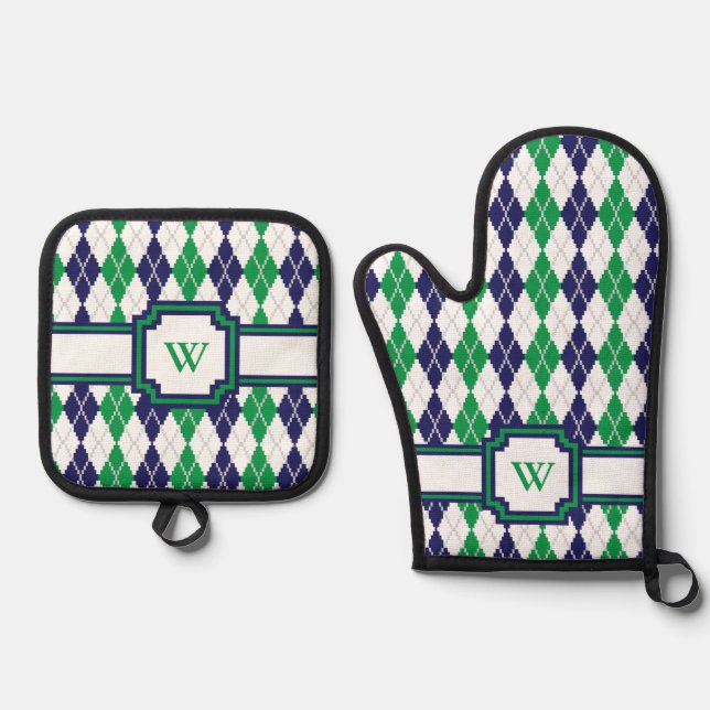 On the Green Argyle Oven Mitt & Pot Holder Set (Front)