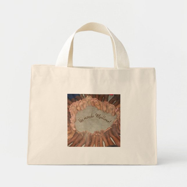 One FURRE-ALL Bag in cotton cloth 100% (Sac Fourre-tout Un monde meilleur devant)