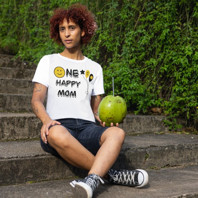 One Happy Dude Yellow Smile First 1st Boy Birthday T-Shirt (Creator Uploaded)