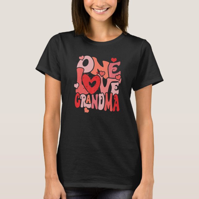 One Loved Grandma Valentine Grandma Heart Valentin T-Shirt (Front)