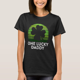 One Lucky Daddy Shamrock Sunset Irish St Patricks  T-Shirt